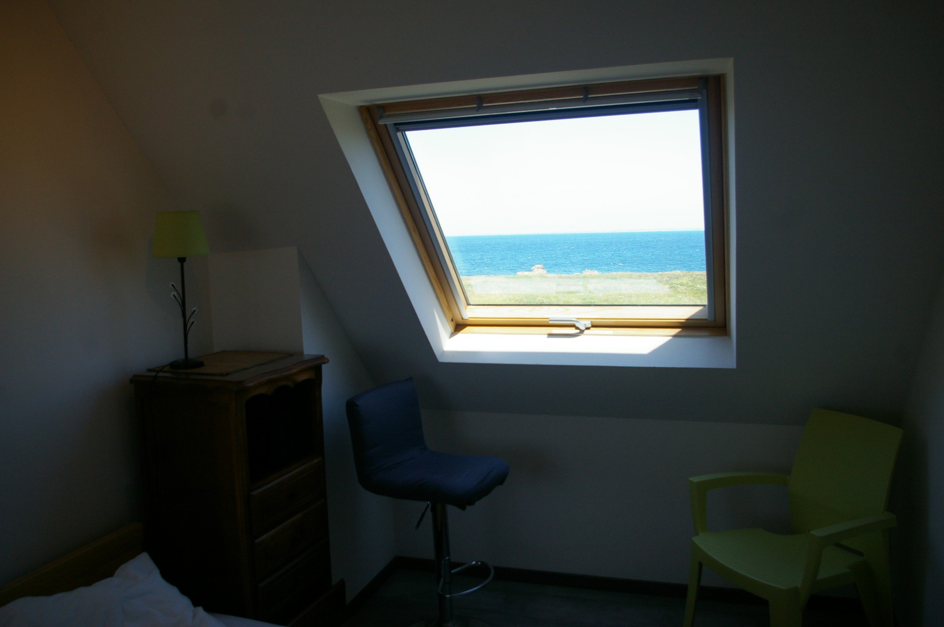 petite chambre haute coté mer