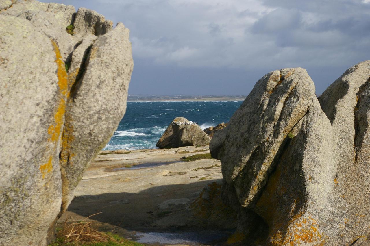 Rochers de St Guénolé entre Poulbriel & la roche des victimes